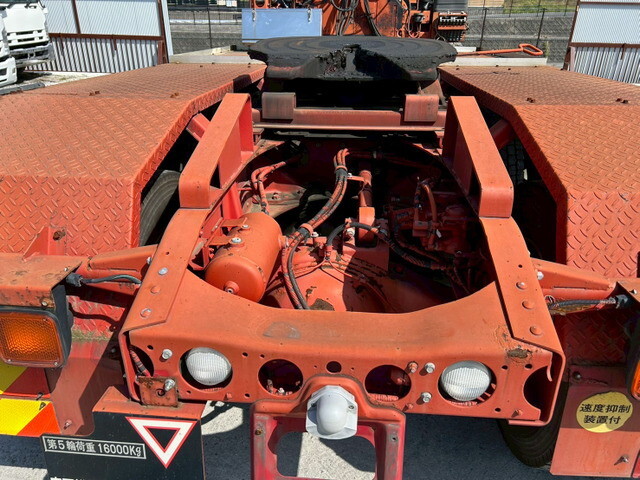 三菱ふそうスーパーグレートトレーラーヘッド（トラクターヘッド）大型（10t）[写真11]