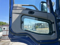 三菱ふそうスーパーグレートトレーラーヘッド（トラクターヘッド）大型（10t）[写真15]