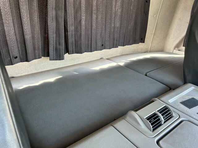 三菱ふそうスーパーグレートトレーラーヘッド（トラクターヘッド）大型（10t）[写真19]