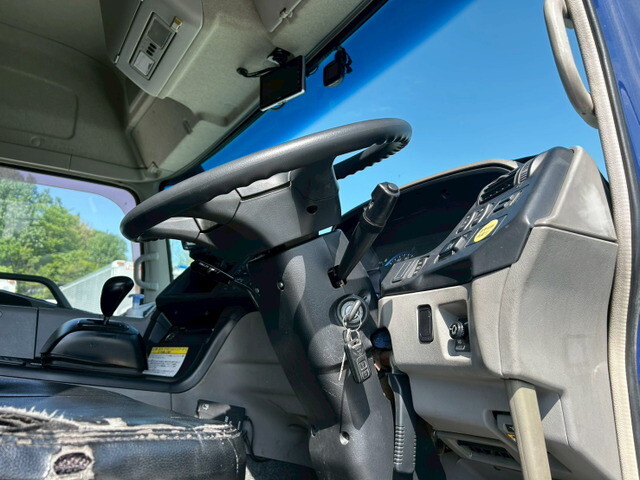 三菱ふそうスーパーグレートトレーラーヘッド（トラクターヘッド）大型（10t）[写真22]