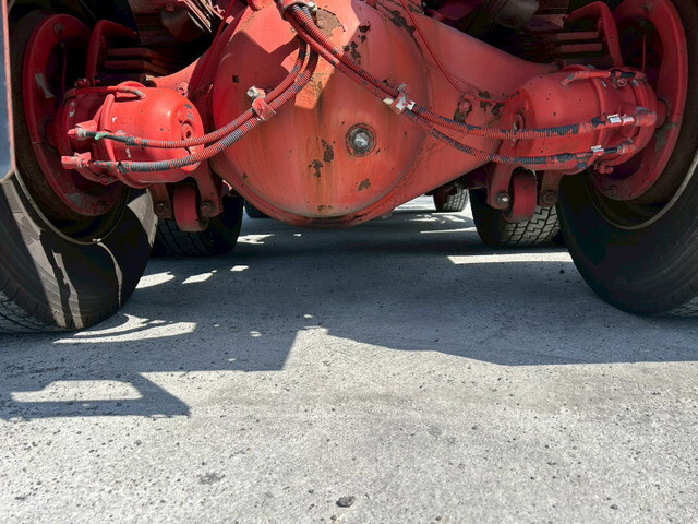 三菱ふそうスーパーグレートトレーラーヘッド（トラクターヘッド）大型（10t）[写真36]