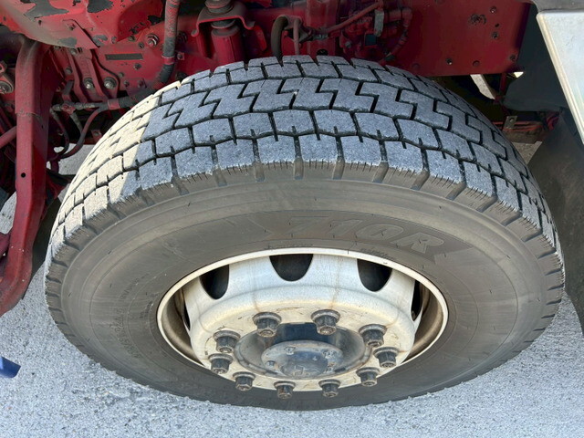 三菱ふそうスーパーグレートトレーラーヘッド（トラクターヘッド）大型（10t）[写真38]