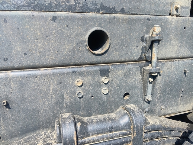 いすゞギガダンプ大型（10t）[写真11]