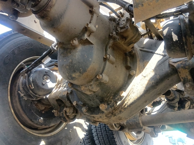 いすゞギガダンプ大型（10t）[写真13]