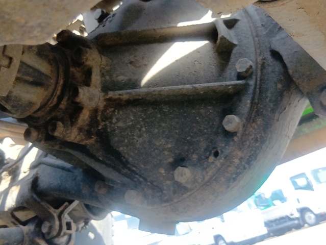 いすゞギガダンプ大型（10t）[写真15]