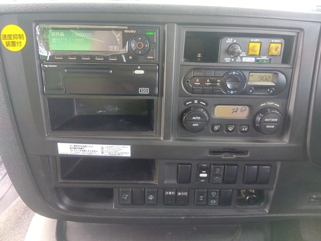 いすゞギガダンプ大型（10t）[写真27]