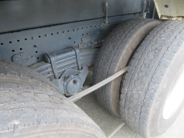 日野プロフィアダンプ大型（10t）[写真17]