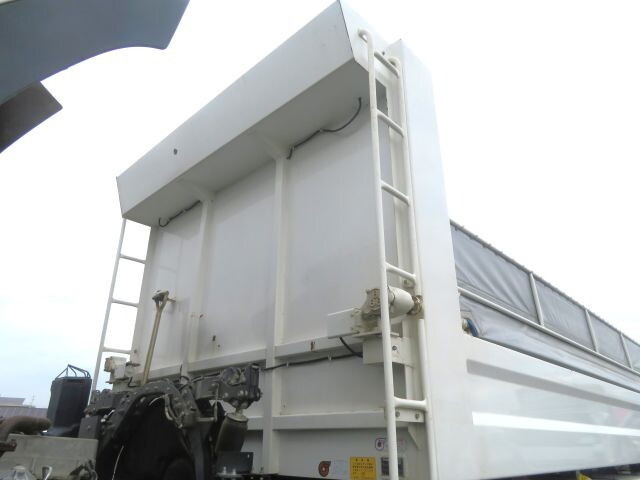 日野プロフィアダンプ大型（10t）[写真19]