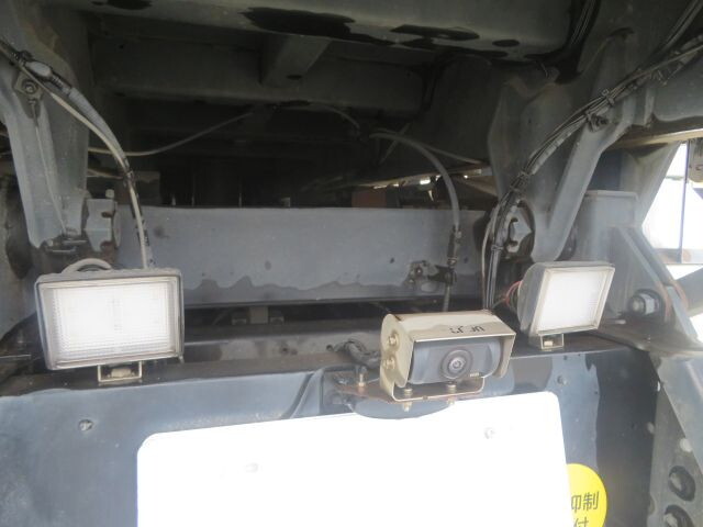 日野プロフィアダンプ大型（10t）[写真23]