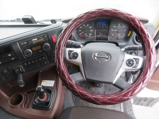 日野プロフィアダンプ大型（10t）[写真31]