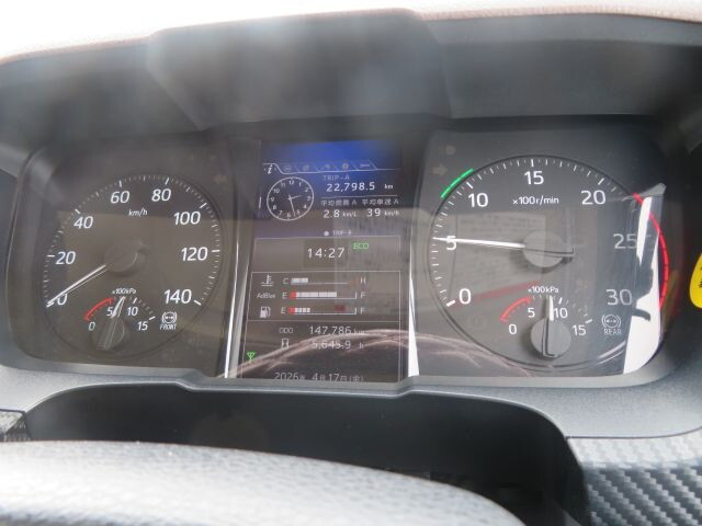 日野プロフィアダンプ大型（10t）[写真32]