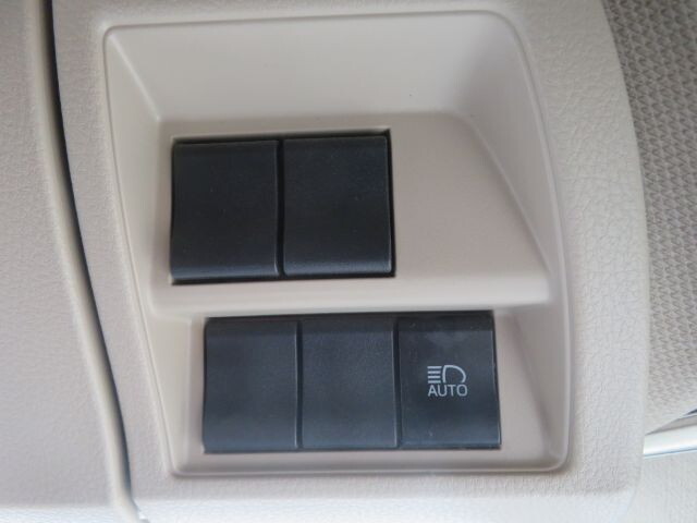 日野プロフィアダンプ大型（10t）[写真36]