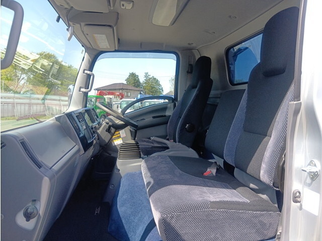 いすゞエルフセーフティローダー小型（2t・3t）[写真24]