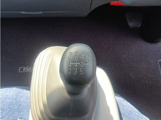 いすゞエルフセーフティローダー小型（2t・3t）[写真27]