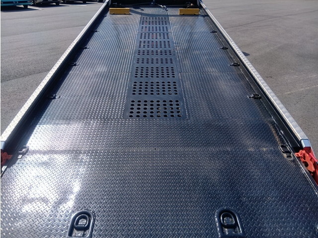 いすゞエルフセーフティローダー小型（2t・3t）[写真09]