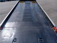 いすゞエルフセーフティローダー小型（2t・3t）[写真10]