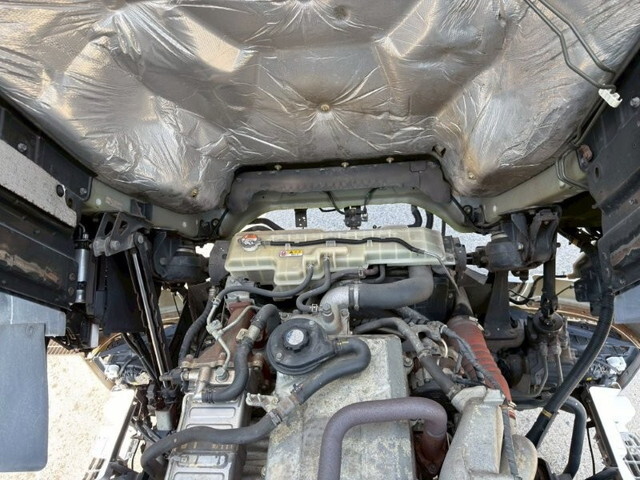 日野プロフィア冷蔵冷凍ウイング大型（10t）[写真28]