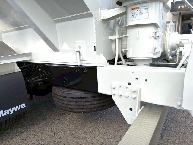 日野レンジャーバルク車（粉粒体運搬車）増トン（6t・8t）[写真19]