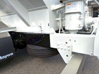 日野レンジャーバルク車（粉粒体運搬車）増トン（6t・8t）[写真20]