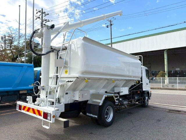 日野レンジャーバルク車（粉粒体運搬車）増トン（6t・8t）[写真07]