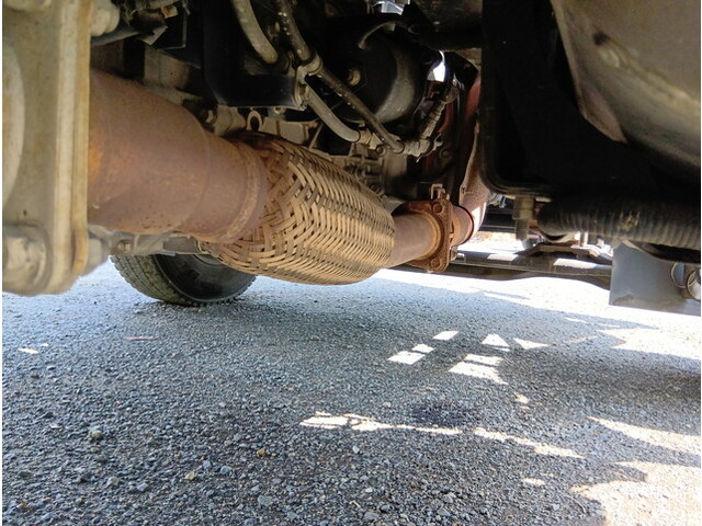 いすゞフォワード冷凍車（冷蔵車）中型（4t）[写真22]