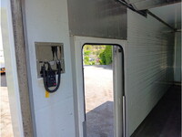 いすゞフォワード冷凍車（冷蔵車）中型（4t）[写真39]