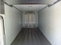 いすゞフォワード冷凍車（冷蔵車）中型（4t）[写真40]