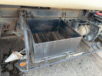 日野レンジャーパッカー車（塵芥車）中型（4t）[写真27]