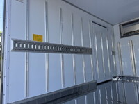 三菱ふそうキャンター冷凍車（冷蔵車）小型（2t・3t）[写真11]