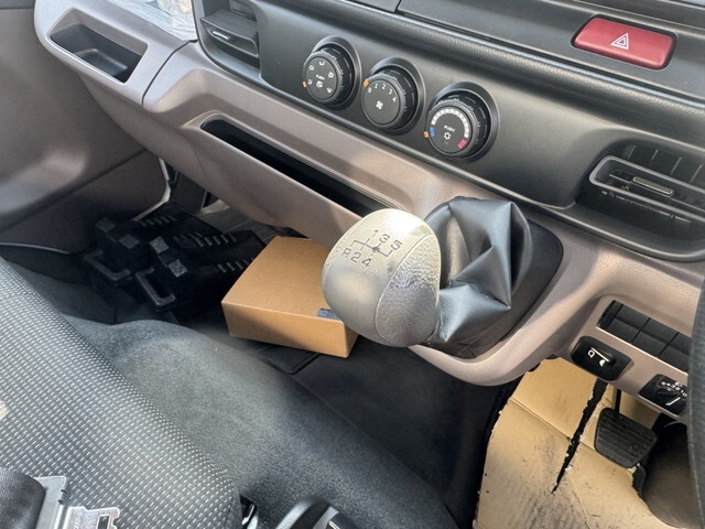 三菱ふそうキャンター冷凍車（冷蔵車）小型（2t・3t）[写真26]