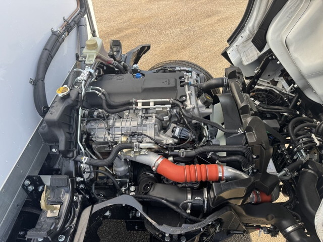 三菱ふそうキャンター冷凍車（冷蔵車）小型（2t・3t）[写真35]