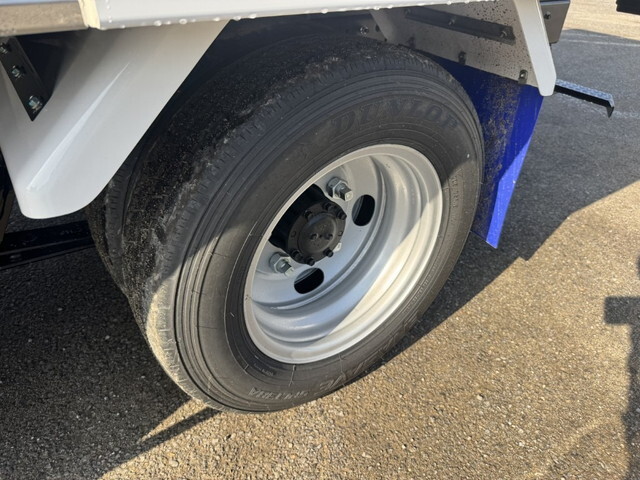 三菱ふそうキャンター冷凍車（冷蔵車）小型（2t・3t）[写真39]