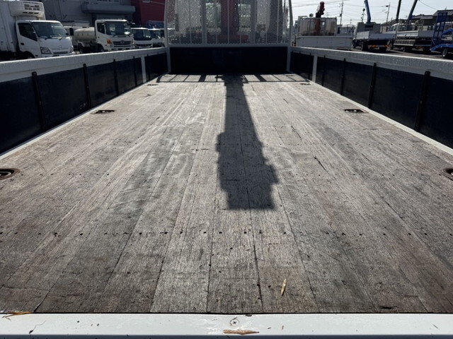 いすゞフォワードクレーン4段中型（4t）[写真13]