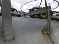 日野デュトロバキュームカー小型（2t・3t）[写真17]