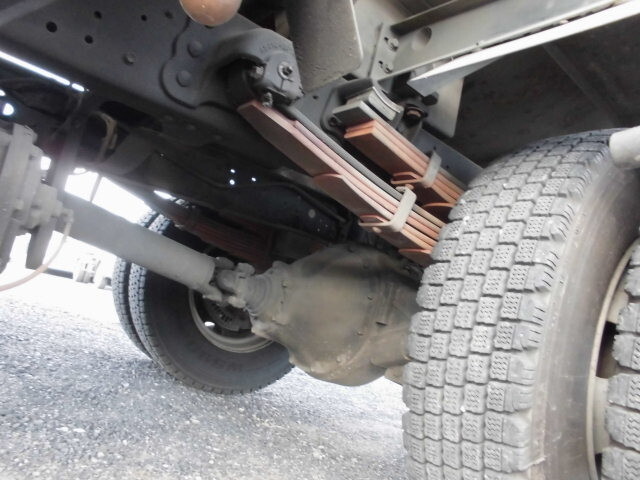 日野デュトロバキュームカー小型（2t・3t）[写真17]