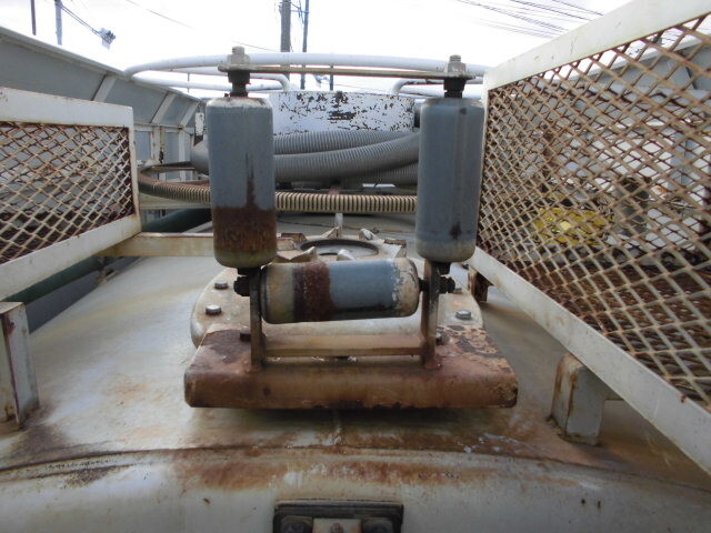 日野デュトロバキュームカー小型（2t・3t）[写真09]