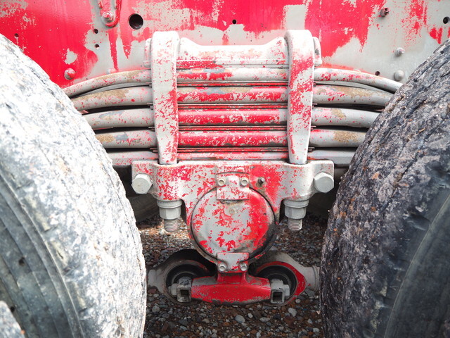 いすゞギガダンプ大型（10t）[写真13]