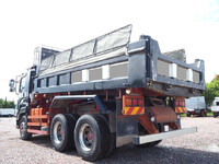 いすゞギガダンプ大型（10t）[写真02]