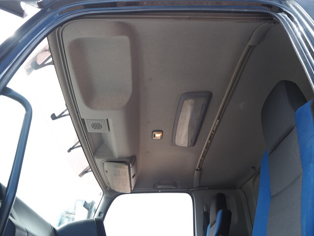 いすゞギガダンプ大型（10t）[写真33]