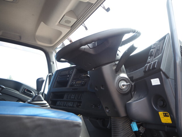 いすゞギガダンプ大型（10t）[写真35]