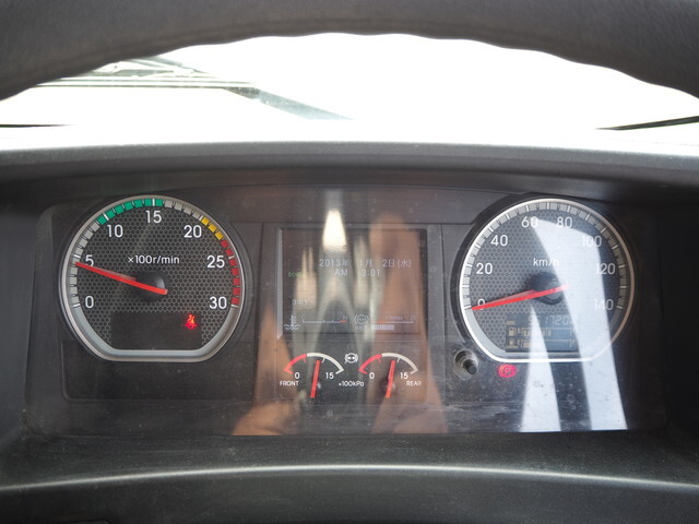 いすゞギガダンプ大型（10t）[写真39]