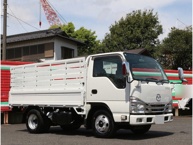 マツダタイタン平ボディ小型（2t・3t）[写真03]