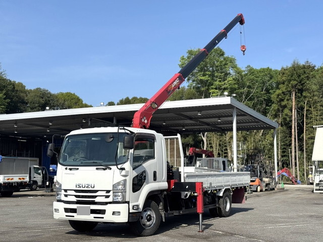 いすゞフォワードクレーン4段中型（4t）[写真01]