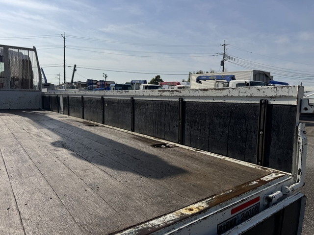 いすゞフォワードクレーン4段中型（4t）[写真12]