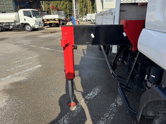 いすゞフォワードクレーン4段中型（4t）[写真17]