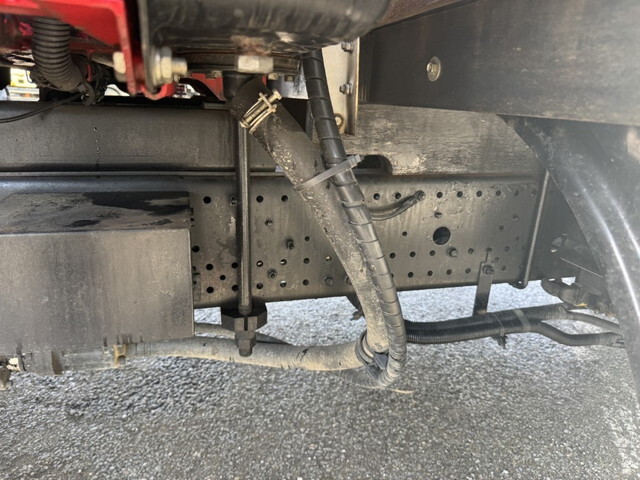 いすゞフォワードクレーン4段中型（4t）[写真22]