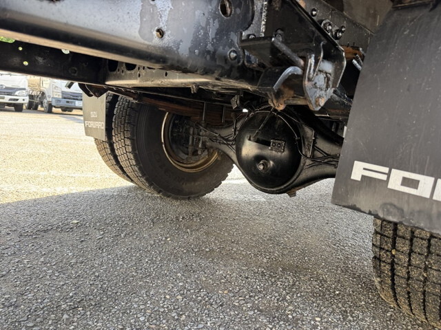 いすゞフォワードクレーン4段中型（4t）[写真25]