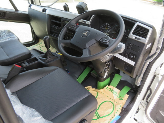 三菱ふそうファイターダンプ中型（4t）[写真10]
