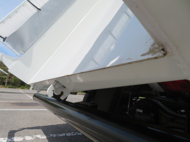 三菱ふそうファイターダンプ中型（4t）[写真21]