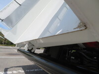 三菱ふそうファイターダンプ中型（4t）[写真22]